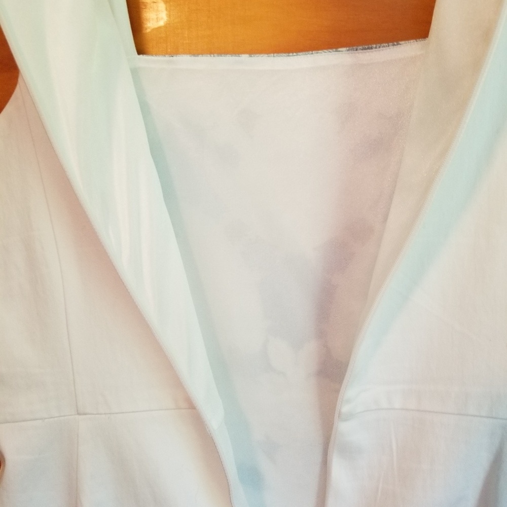 Dress, lined inside. - Picture 2 of 5